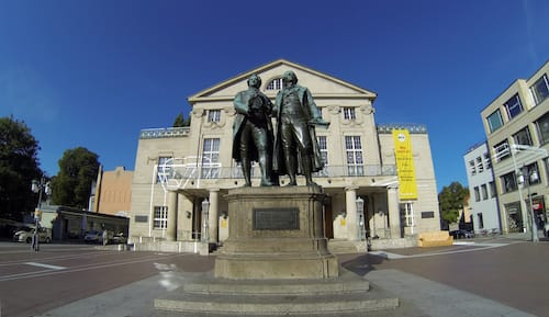 Weimar Goethe-Schiller-Denkmal Nationaltheater / wimare